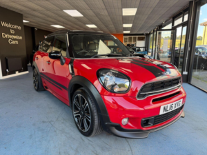 2016 MINI Countryman 1.6 Cooper S Euro 5 (s/s) 5dr in Red — image 3