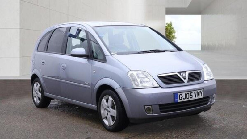 2005 Vauxhall Meriva 1.8i 16v Design 5dr in Silver — image 1