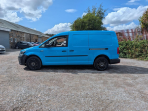 2016 Volkswagen Caddy Maxi 2.0 Tdi C20 Bluemotion Tech Startline Lwb Euro 6 (s/s) 6dr in Blue — image 6