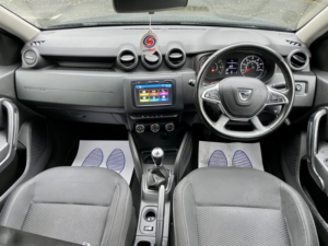 2018 Dacia Duster 1.6 Comfort Sce 115 4x2 My18 in Black — image 5