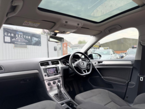 2014 Volkswagen Golf 1.4 Tsi Bluemotion Tech Se DSG Euro 5 (s/s) 5dr in Black — image 2