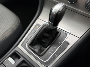 2014 Volkswagen Golf 1.4 Tsi Bluemotion Tech Se DSG Euro 5 (s/s) 5dr in Black — image 4