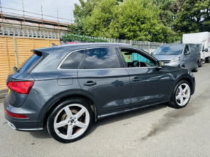 2018 Audi Sq5 3.0 Tfsi V6 in Grey — image 3