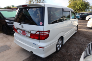 2007 Toyota Alphard 2.4 As Prime Selection 8 Seats in White — image 4