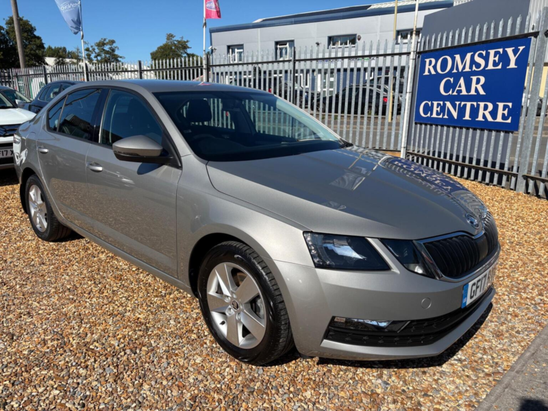 2017 Skoda Octavia 1.4 Tsi Se Euro 6 (s/s) 5dr in Beige — image 1