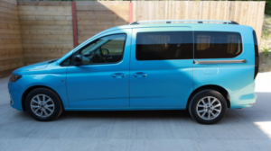 2023 Ford Grand Tourneo Connect 4 SEAT Wheelchair Accessible Disabled Access Vehicle Wav in Blue — image 4