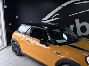 2016 MINI Hatch 1.5 Cooper Euro 6 (s/s) 3dr in Orange — image 3