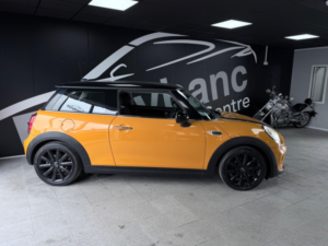 2016 MINI Hatch 1.5 Cooper Euro 6 (s/s) 3dr in Orange — image 4