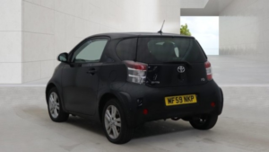 2010 Toyota Iq 1.3 Dual Vvt-I 3 Black Automatic 3dr 1 Keeper+low Tax+rare Automatic in Black — image 2