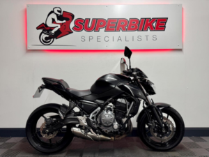 2017 Kawasaki Z650 650 Supernaked Euro 4 in Black — image 2