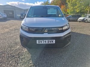 2024 Vauxhall Combo 1.5 Combo Pv Xl Prime 1.5d 100 S&s Mt6 Lwb L2 in White — image 2