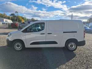 2024 Vauxhall Combo 1.5 Combo Pv Xl Prime 1.5d 100 S&s Mt6 Lwb L2 in White — image 4