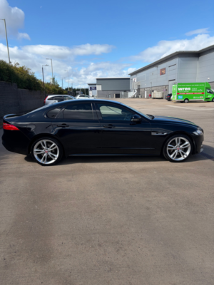 2020 Jaguar Xf 2.0d R-Sport Saloon 4dr Diesel Auto Euro 6 (s/s) (180 Ps) in Black — image 6