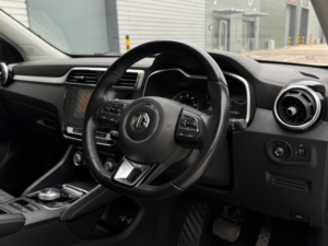 2021 MG MG Zs 44.5kwh Excite Auto 5dr in White — image 2