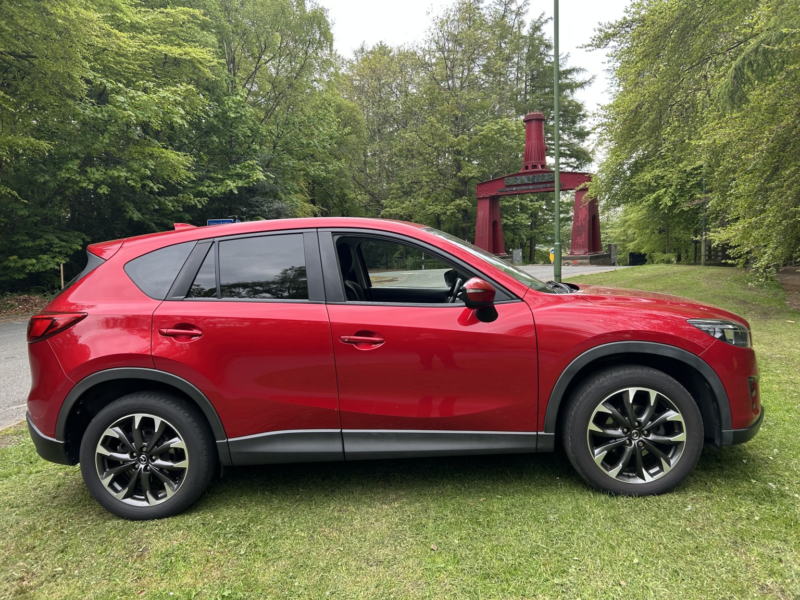 2016 Mazda Cx-5 2.2 Skyactiv-D Sport Nav in Red — image 1