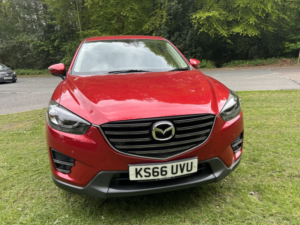 2016 Mazda Cx-5 2.2 Skyactiv-D Sport Nav in Red — image 3