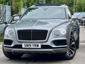 2019 Bentley Bentayga 4.0 V8 Auto 4WD Euro 6 (s/s) 5dr in Grey — image 5