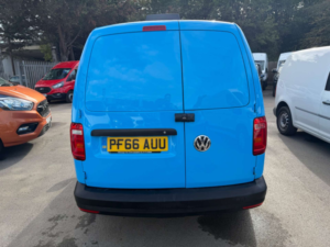 2016 Volkswagen Caddy Maxi 2.0 Tdi C20 Bluemotion Tech Startline Panel Van 6dr Diesel Manual Lwb Euro 6 (s/s) (102 Ps) in Blue — image 5