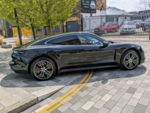 2021 Porsche Taycan Performance 79.2kwh 4s in Black — image 5