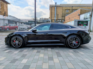2021 Porsche Taycan Performance 79.2kwh 4s in Black — image 6