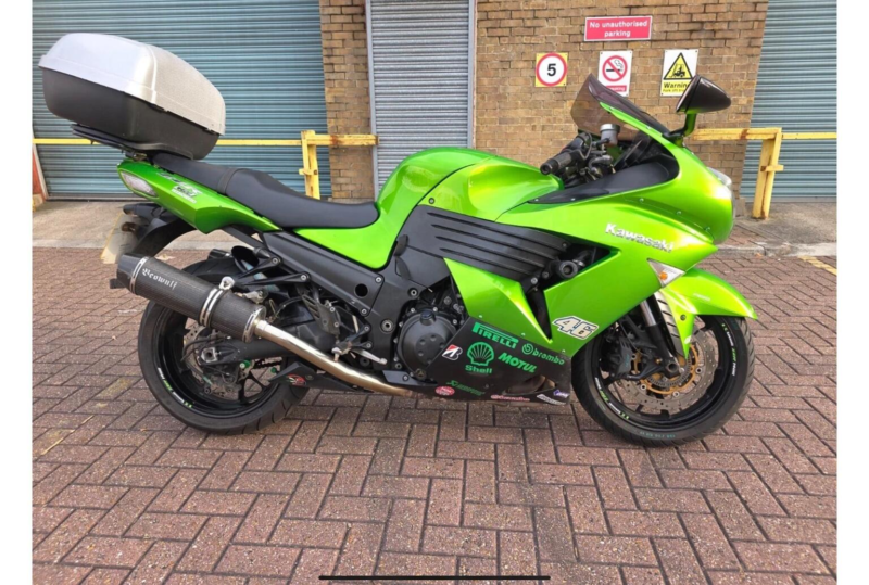 2009 Kawasaki Zzr1400 1400 Abs in Green — image 1