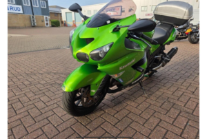 2009 Kawasaki Zzr1400 1400 Abs in Green — image 4