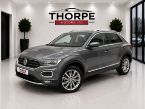 2018 Volkswagen T-Roc 2.0 Tsi Sel in Grey — image 3