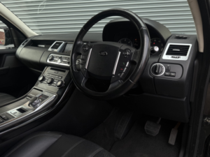 2012 Land Rover Range Rover Sport 3.0 Sd V6 Hse in Black — image 6