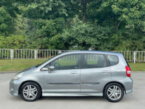 2006 Honda Jazz 1.4 I-Dsi Sport CVT-7 5dr in Silver — image 4