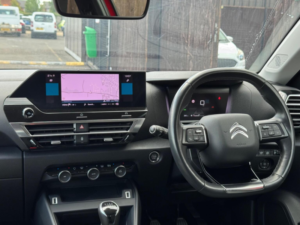 2021 Citroen C4 1.2 Puretech Shine Euro 6 (s/s) 5dr in Red — image 4