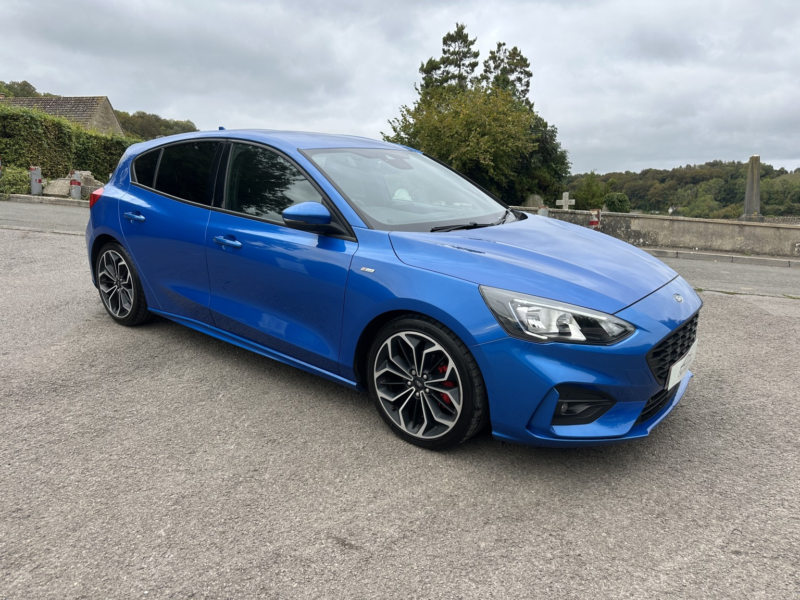 2019 Ford Focus 1.0 T Ecoboost St-Line X in Blue — image 1