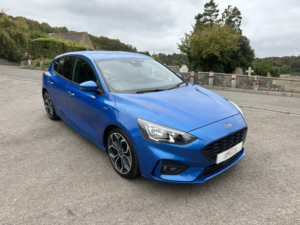 2019 Ford Focus 1.0 T Ecoboost St-Line X in Blue — image 3
