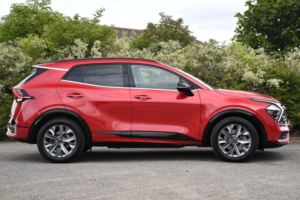 2024 Kia Sportage 1.6 H T-Gdi Gt-Line SUV 5dr Petrol Hybrid Auto Euro 6 (s/s) (207 Bhp) in Red — image 2