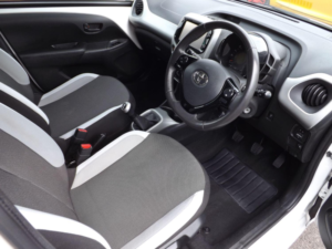 2014 Toyota Aygo 1.0 Vvt-I X-Play in White — image 3