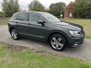 2019 Volkswagen Tiguan 1.5 Tsi Evo Match in Grey — image 3