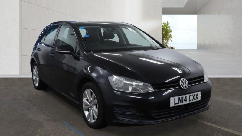 2014 Volkswagen Golf 2.0 Tdi Bluemotion Tech Se Euro 5 (s/s) 5dr in Black — image 1