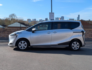 2018 Toyota Sienta in Silver — image 4