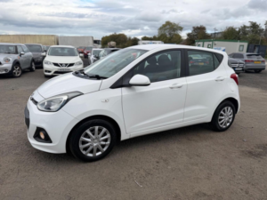 2016 Hyundai I10 1.2 Se Euro 5 5dr in White — image 3