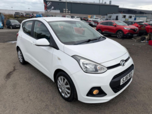 2016 Hyundai I10 1.2 Se Euro 5 5dr in White — image 5