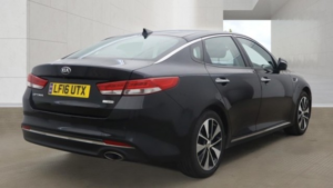 2016 Kia Optima 1.7 Crdi 3 Diesel Black 4dr Low Tax+satnav+8 Stamps in Black — image 4