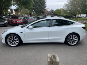 2019 Tesla Model 3 (dual Motor) Long Range Saloon 4dr Electric Auto 4wde (346 Ps) in White — image 6