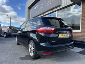 2013 Ford C-Max 1.0 T Ecoboost Titanium X in Black — image 4