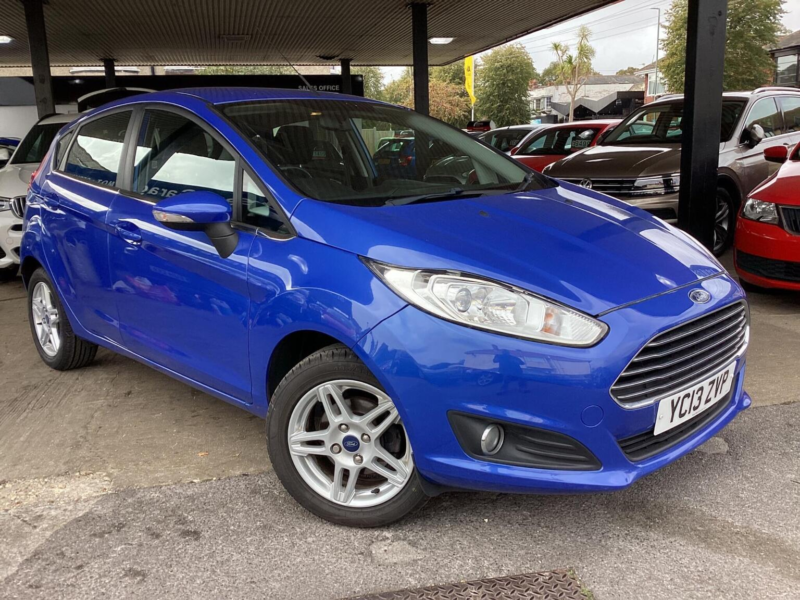 2013 Ford Fiesta 1.6 Zetec Powershift Euro 5 5dr in Blue — image 1