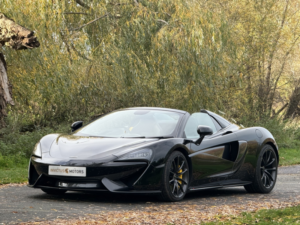 2019 Mclaren 570s 3.8 T V8 in Black — image 4