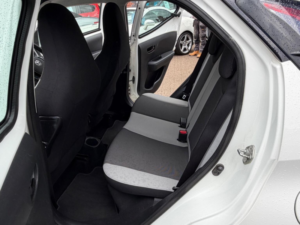 2014 Toyota Aygo 1.0 Vvt-I X-Play Euro 5 5dr Euro 5 in White — image 5