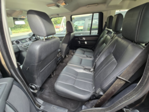 2014 Land Rover Discovery 4 3.0 Sd V6 Se Tech in Grey — image 6