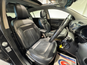 2014 Kia Sportage 1.7 Crdi Ecodynamics 3 2WD Euro 5 (s/s) 5dr in Black — image 3