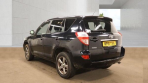 2012 Toyota Rav4 2.2 D-Cat Xt-R Auto 4WD Euro 5 5dr in Black — image 5