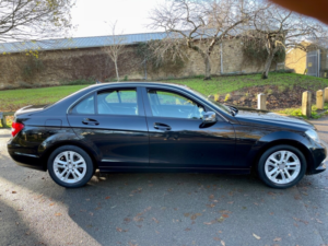2013 Mercedes-Benz C-Class 1.6 C180 Blueefficiency Executive Se 4d 154 Bhp in Black — image 4