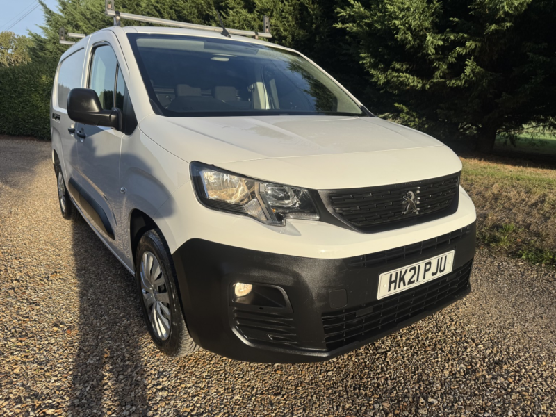 2021 Peugeot Partner 1.5 Bluehdi 950 Lwb Professional in White — image 1